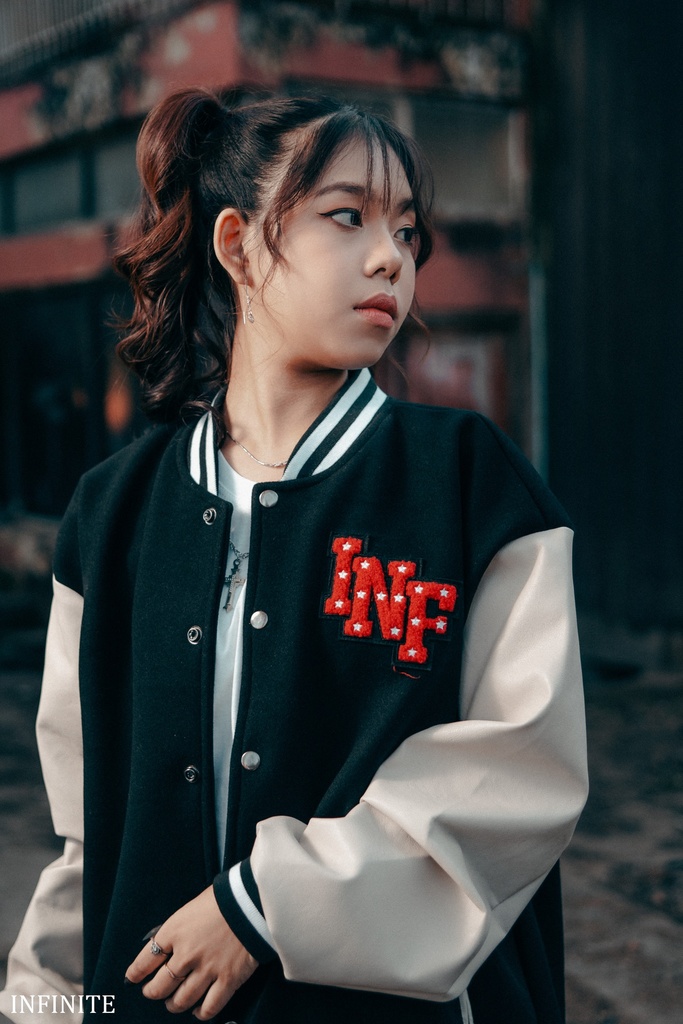 J009XLBLACK INF VARSITY V-2[BLACK MADE]