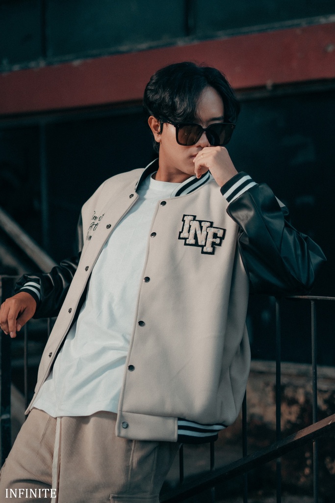 J010LCREAM INF VARSITY V-3 [TIME STAY]