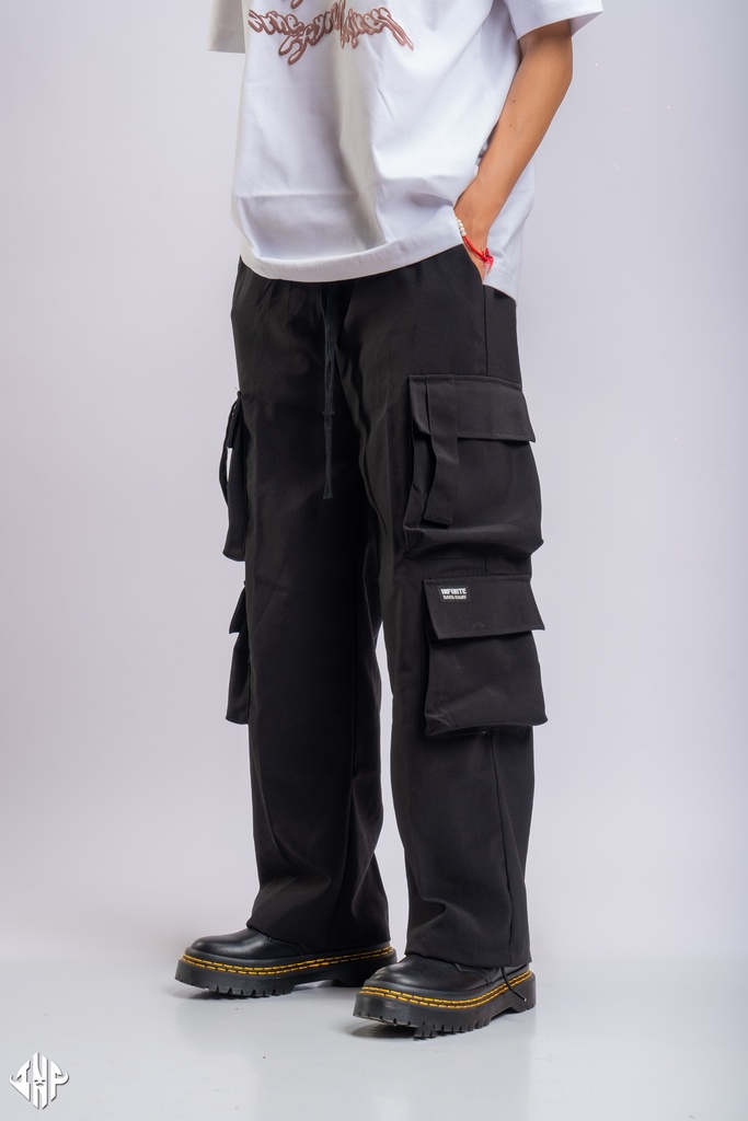 LP002XLBLACK RM CARGO V-1